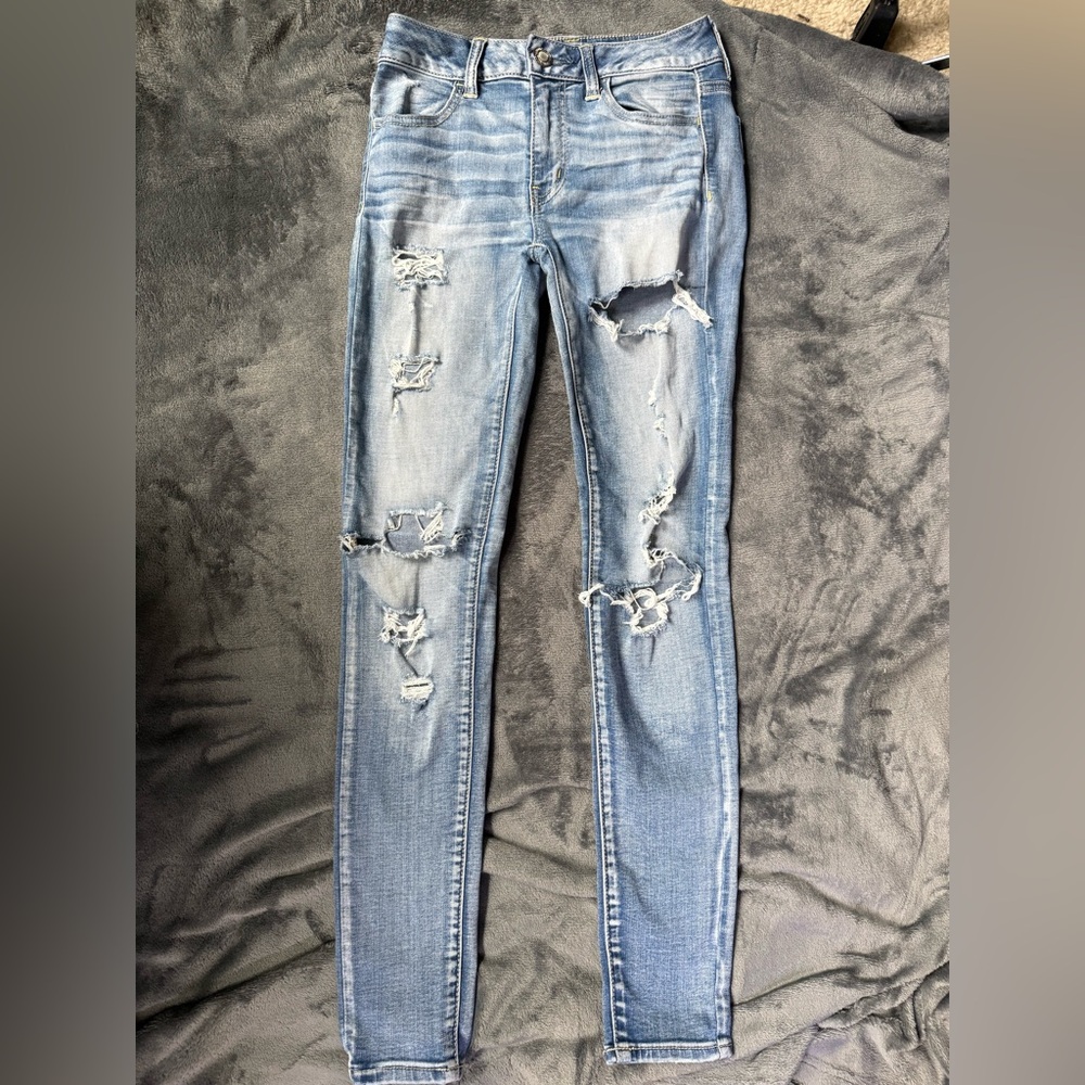 AE Ripped Jeans Size 0 - Picture 2 of 4